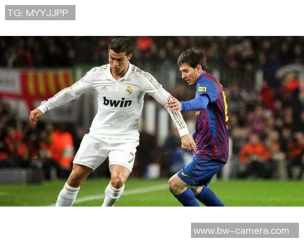 梅西与罗纳尔多对决历史之最 谁将成为足球之王的最终继承者