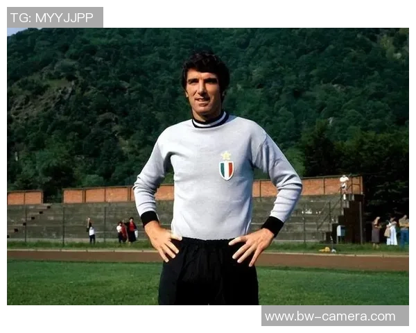 曾因身体条件不适合踢足球却成就辉煌的球星们